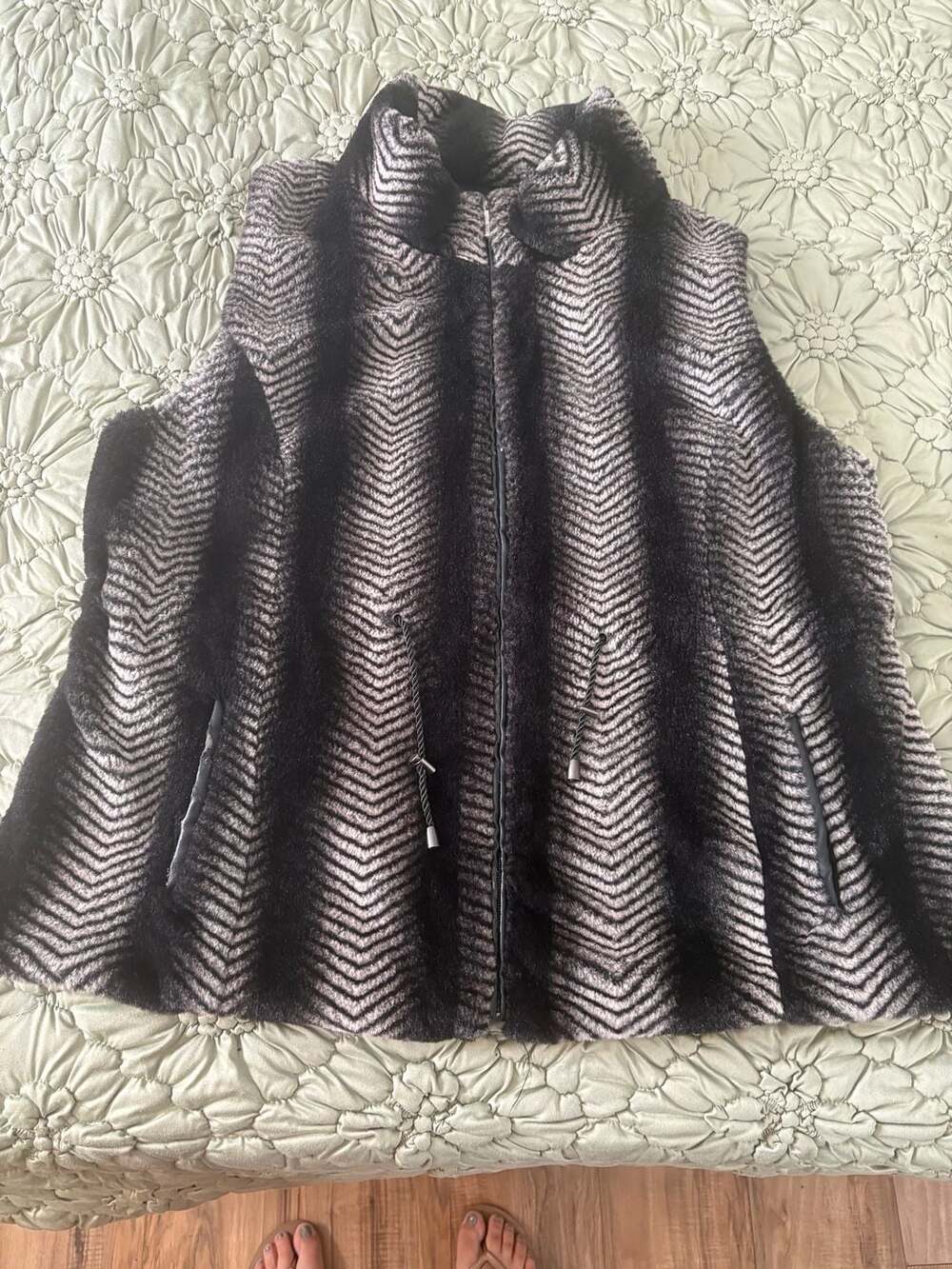 KC Collection Reversible Faux Fur Vest Black Gray